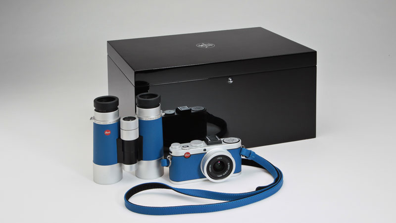 Leica 香港賽馬會 X2 連 Silverline 8x42 雙筒望遠鏡限量版